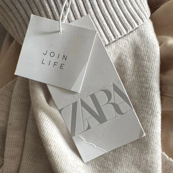 NWT Zara Sleeveless Turtleneck Sweater - Cream - Picture 7 of 9